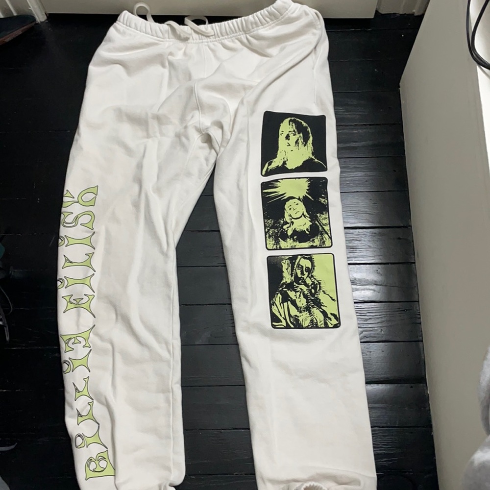 Billie eilish perfect condition sweatpants! From her tour happier than ever.